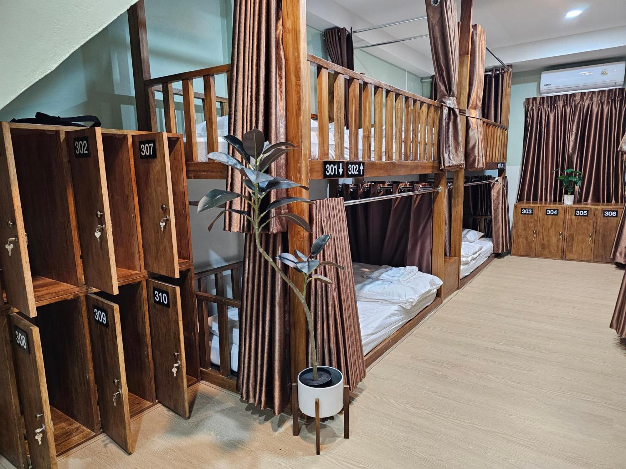 Hostel Lub Nai